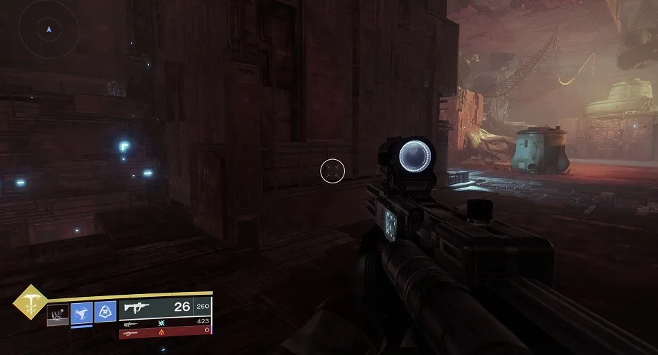 Mira en la esquina contra la pared antes de girar hacia el este para encontrar al exo muerto.