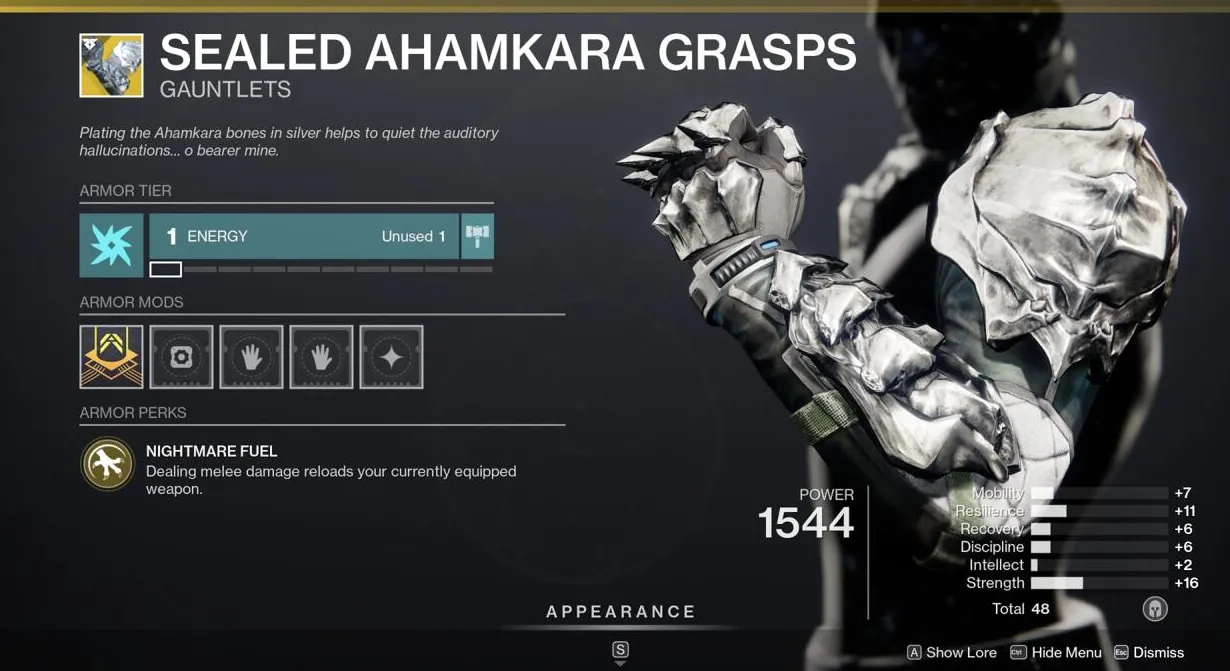 Atraviesa a tus enemigos para recargar tus armas con Sealed Ahamkara Grasps.